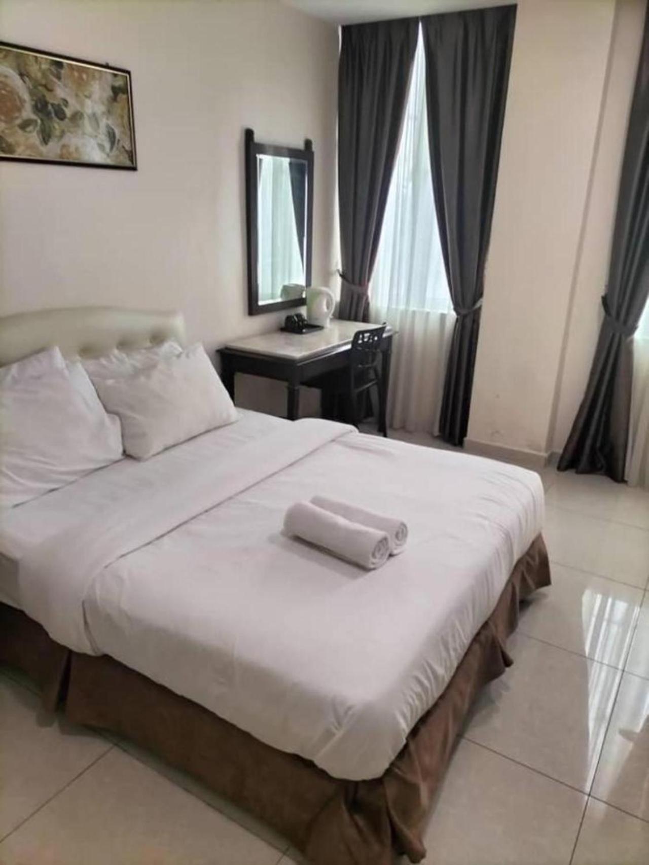 סיטיאוון Sam Hotel מראה חיצוני תמונה